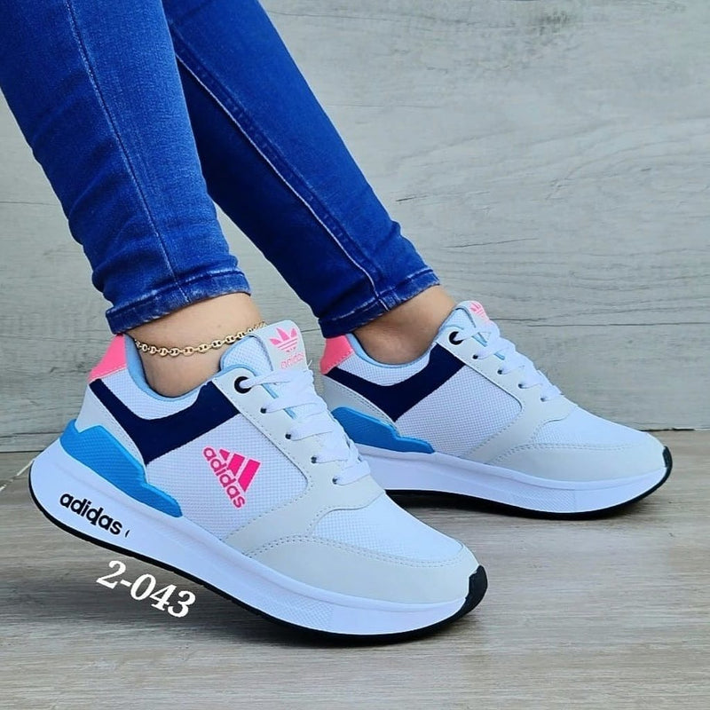 Tênis Adidas Conforty ™