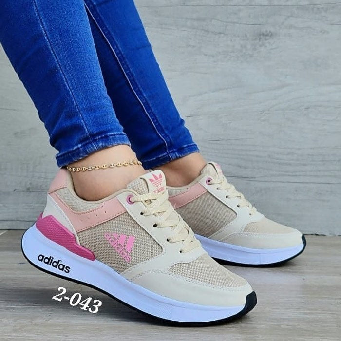 Tênis Adidas Conforty ™