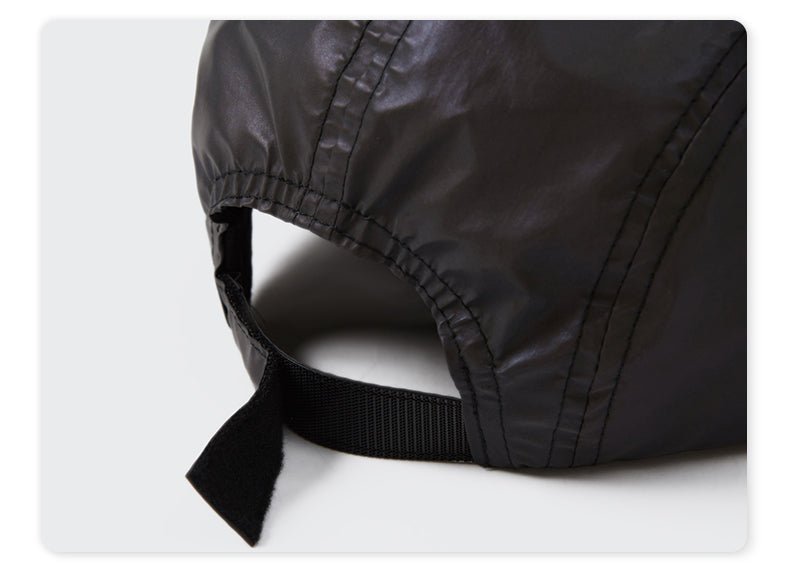 Boné Five Panel Reflective Earth Song