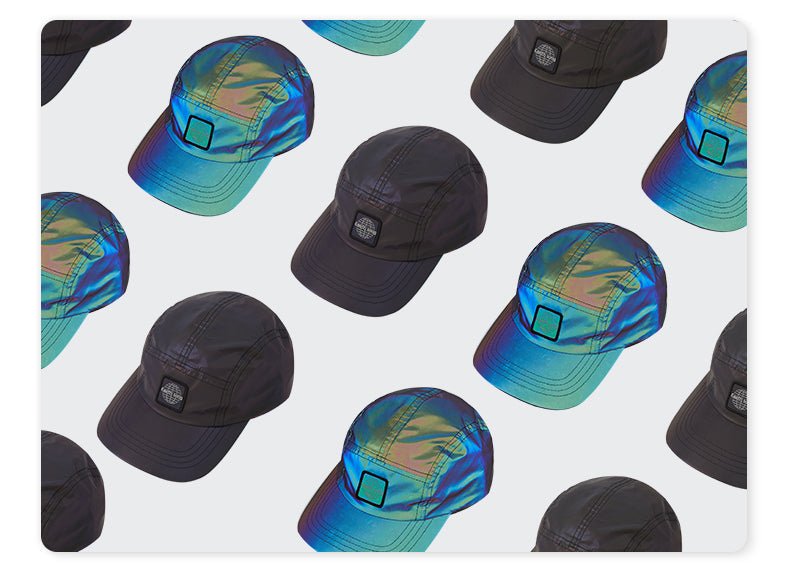Boné Five Panel Reflective Earth Song